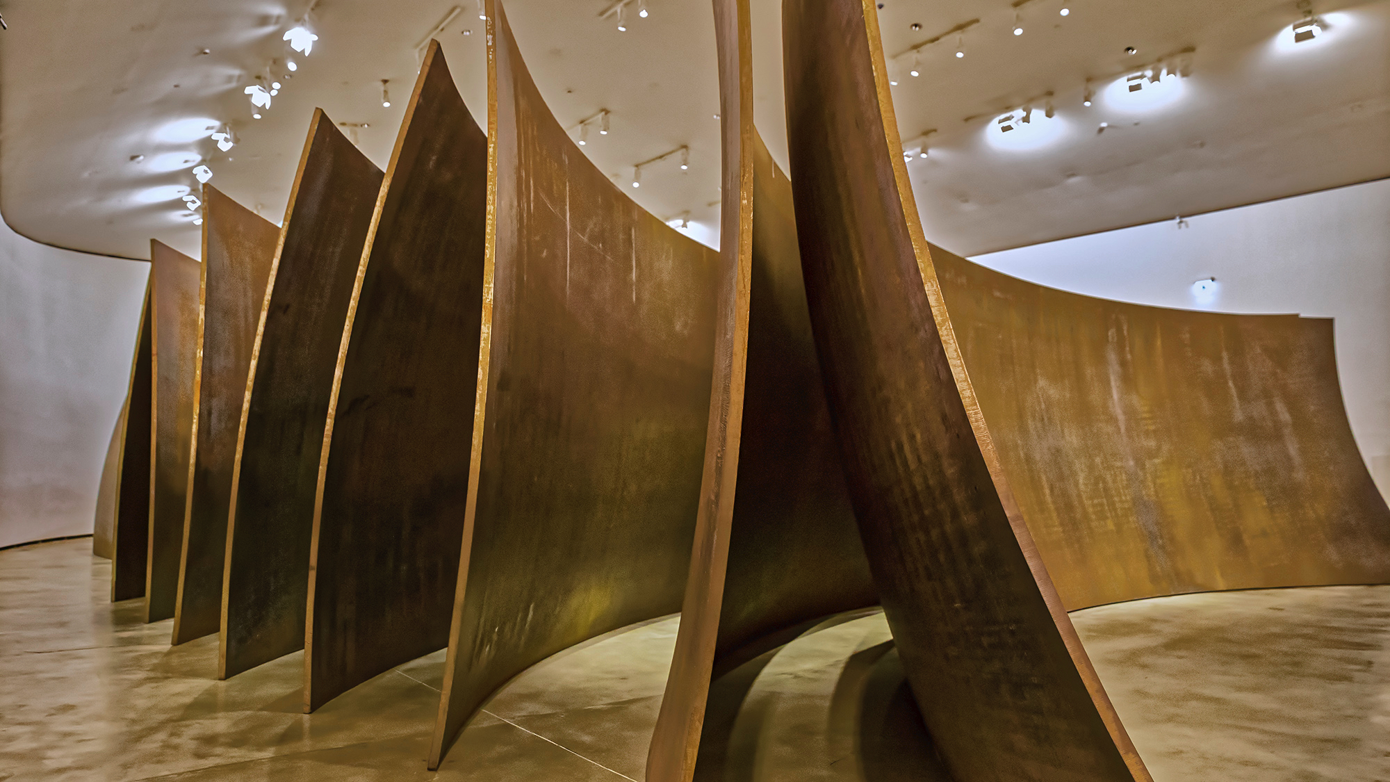 Bilbao - Musée Guggenheim « La Matière du Temps » sculpture de Richard Serra